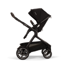 Poussette DEMI™ Next + planche à roulettes - Caviar