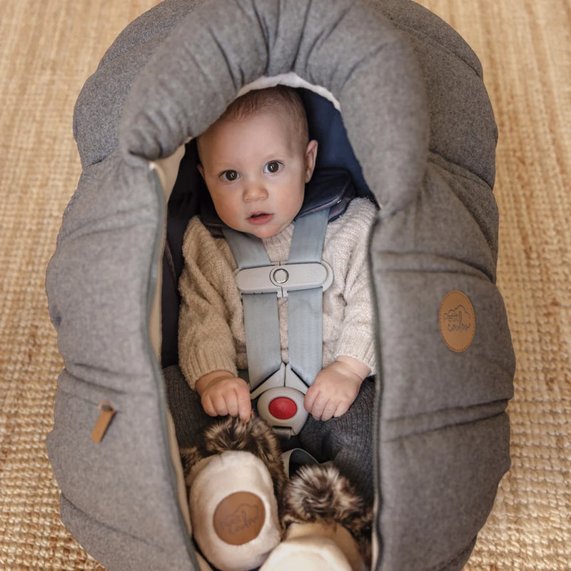 Winter Baby Car Seat Cover Tourmaline wolf