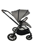 Poussette Z2 -Charcoal **PRÉCOMMANDE** — Adams