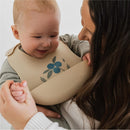 Silicone Bib with Catch-All Pocket – Blueberries - Beige Background – Detail 3