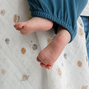 Chemise de nuit bébé en bambou – Denim – Détail 2