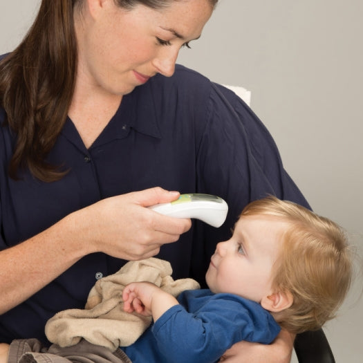 Fast-read forehead thermometer