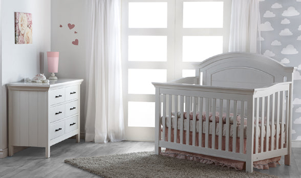 Como forever crib and double dresser Vintage White
