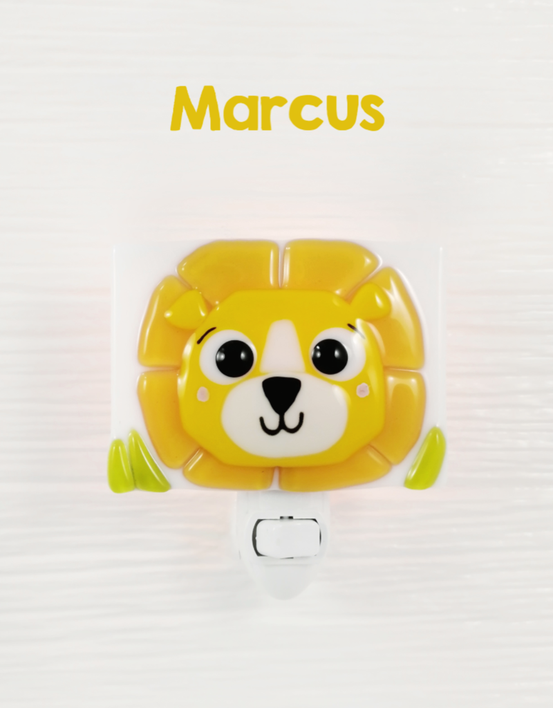 Nightlight Veille sur toi - Lion Marcus