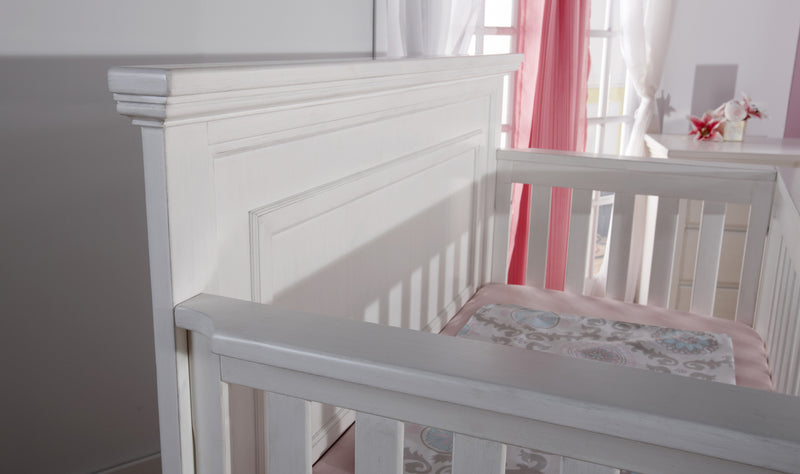 Crib and Dresser Modena Collection Vintage White